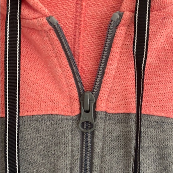 Jacket - Picture 2 of 4